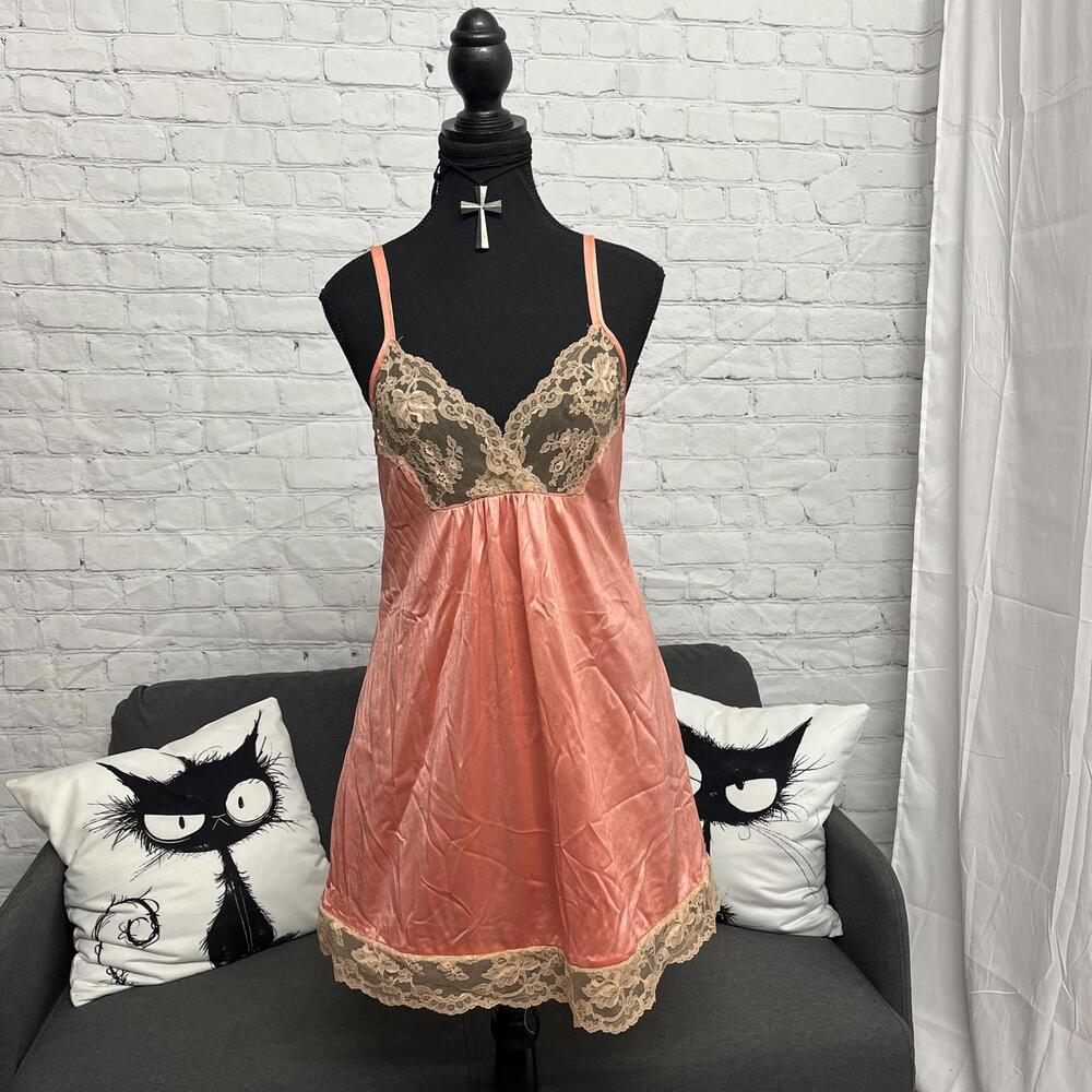 Vintage 60s Kayser nightgown slip orange peach w beige lace bust and lace trim M